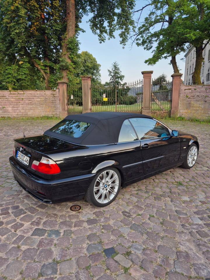 Bild 7/18 von BMW 330Ci (2001)