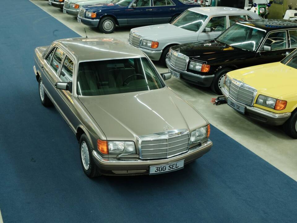 Bild 1/50 von Mercedes-Benz 300 SEL (1986)