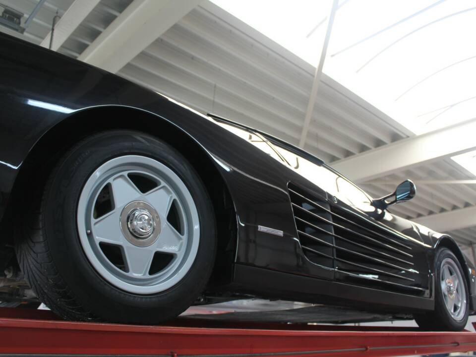 Immagine 9/50 di Ferrari Testarossa (1987)
