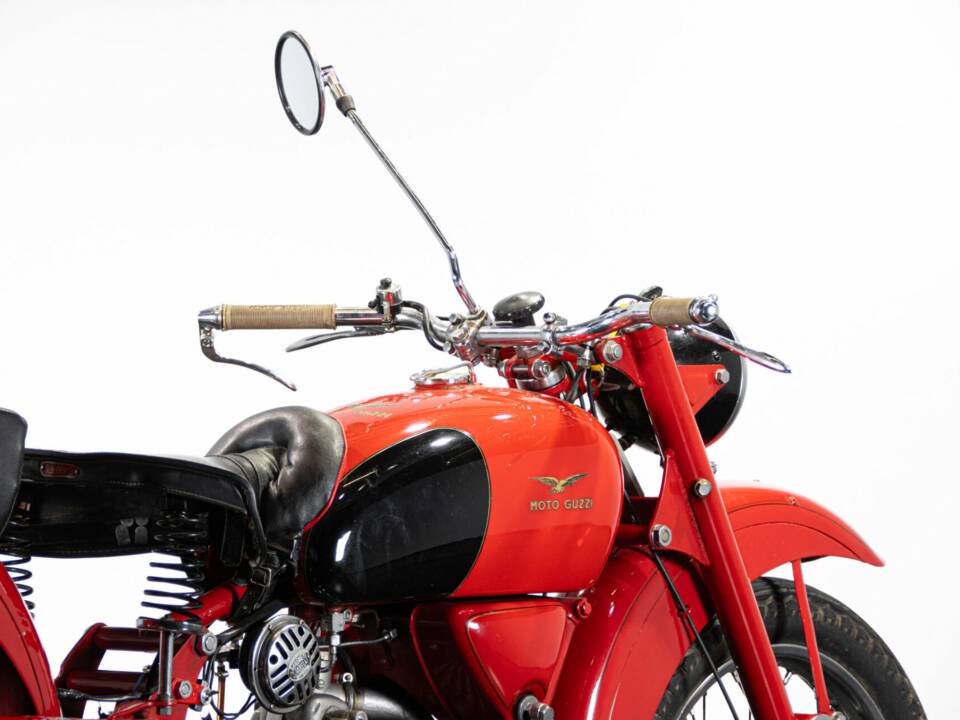Bild 23/50 von Moto Guzzi Falcone Turismo (1960)