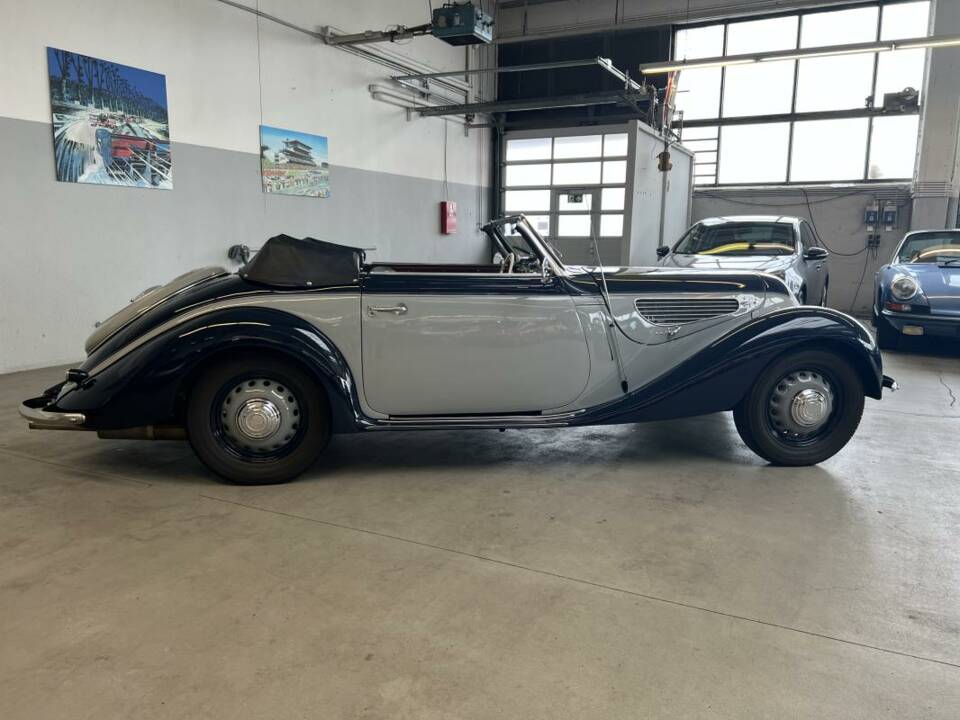 Image 35/40 of BMW 327 (1938)