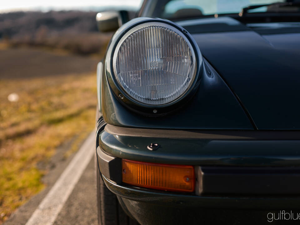 Image 20/79 of Porsche 911 SC 3.0 (1983)