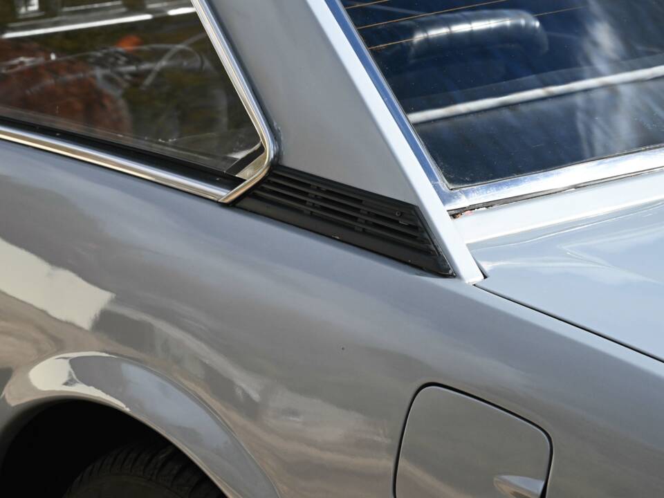 Image 20/50 of Peugeot 504 Coupé (1973)