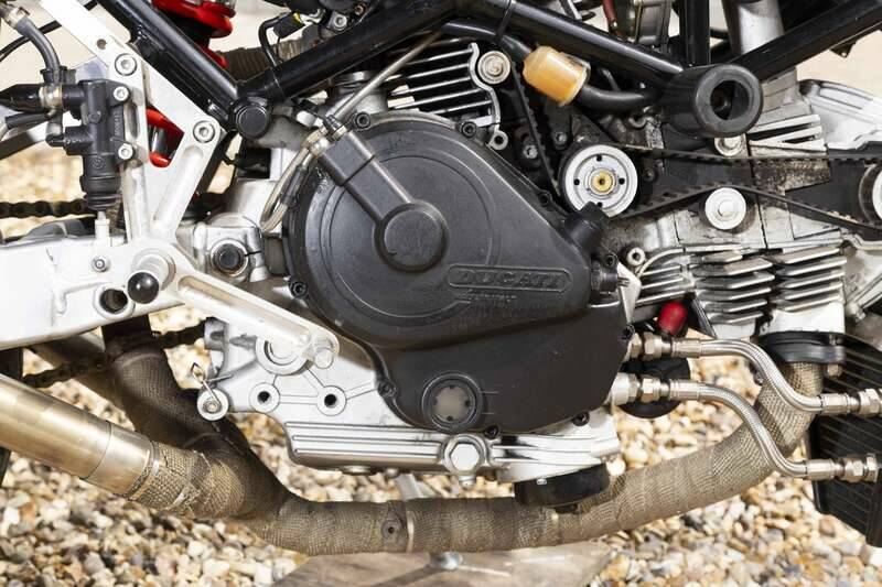 Image 22/36 of Ducati DUMMY (1995)