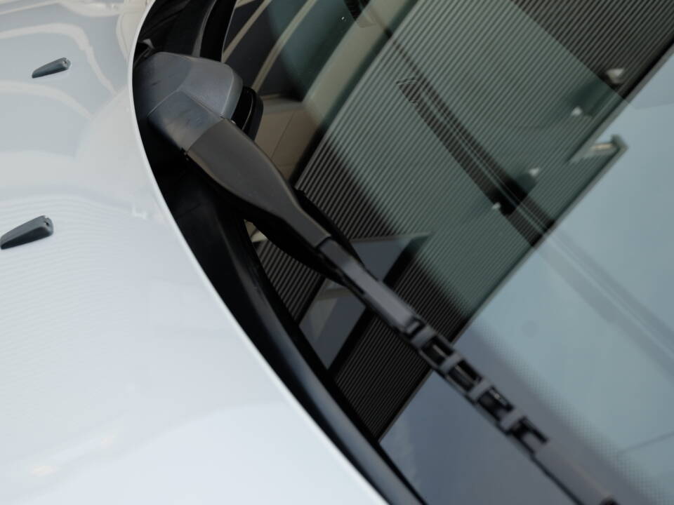 Image 49/75 of Mercedes-Benz E 280 T (1994)