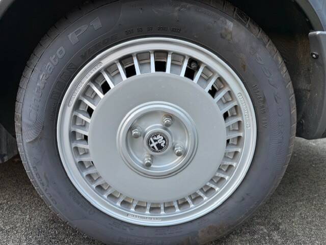 Immagine 22/22 di Alfa Romeo GTV 2.0 (1983)