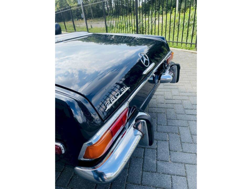 Bild 18/35 von Mercedes-Benz 280 SL (1970)