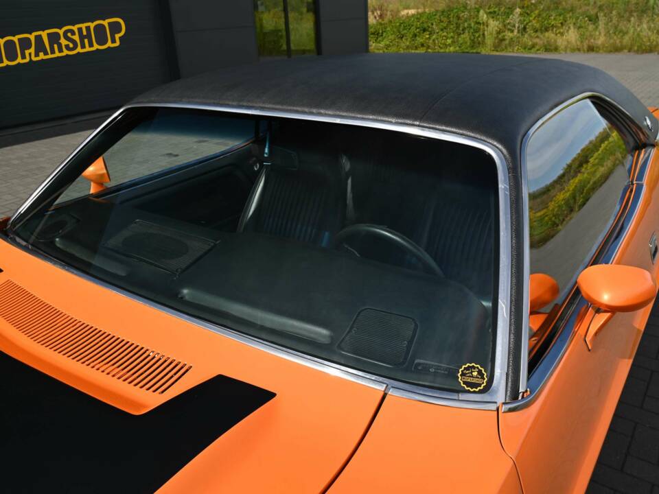 Bild 20/44 von Dodge Challenger R&#x2F;T (1970)