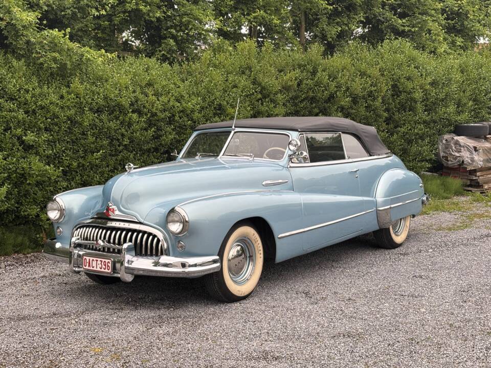 Image 6/8 of Buick Roadmaster (1947)