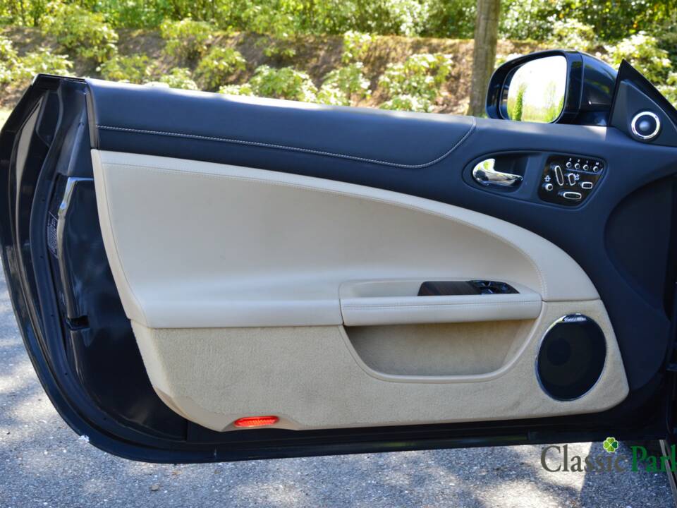 Image 27/50 de Jaguar XK (2012)
