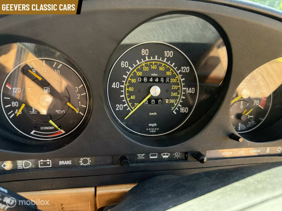Imagen 31/41 de Mercedes-Benz 560 SL (1986)