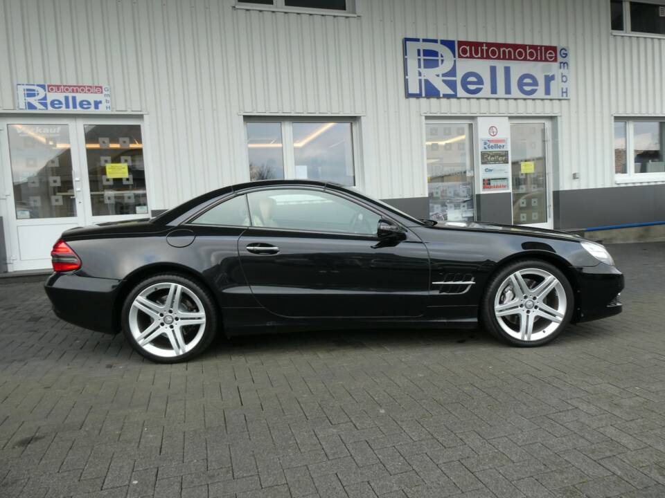 Bild 7/18 von Mercedes-Benz SL 500 (2009)