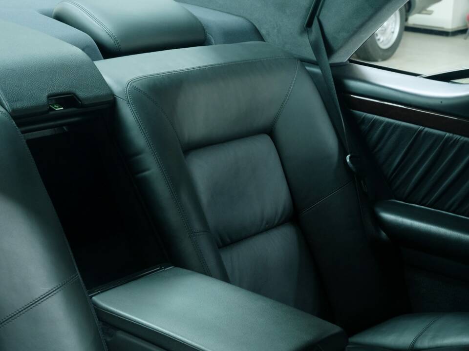 Bild 31/50 von Mercedes-Benz CL 420 (1997)