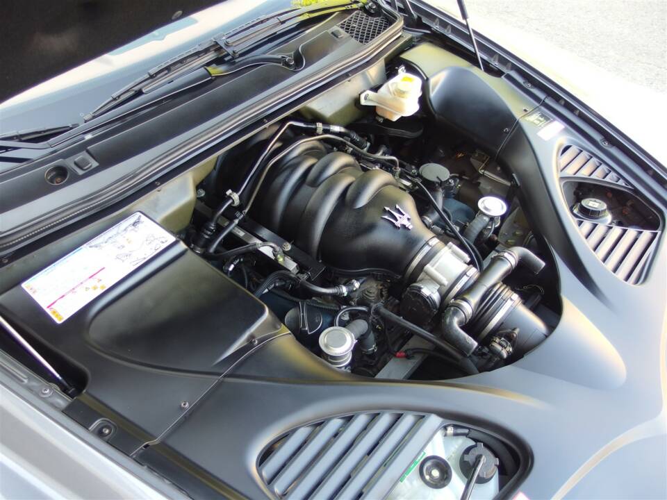 Image 84/99 of Maserati Quattroporte 4.2 (2007)
