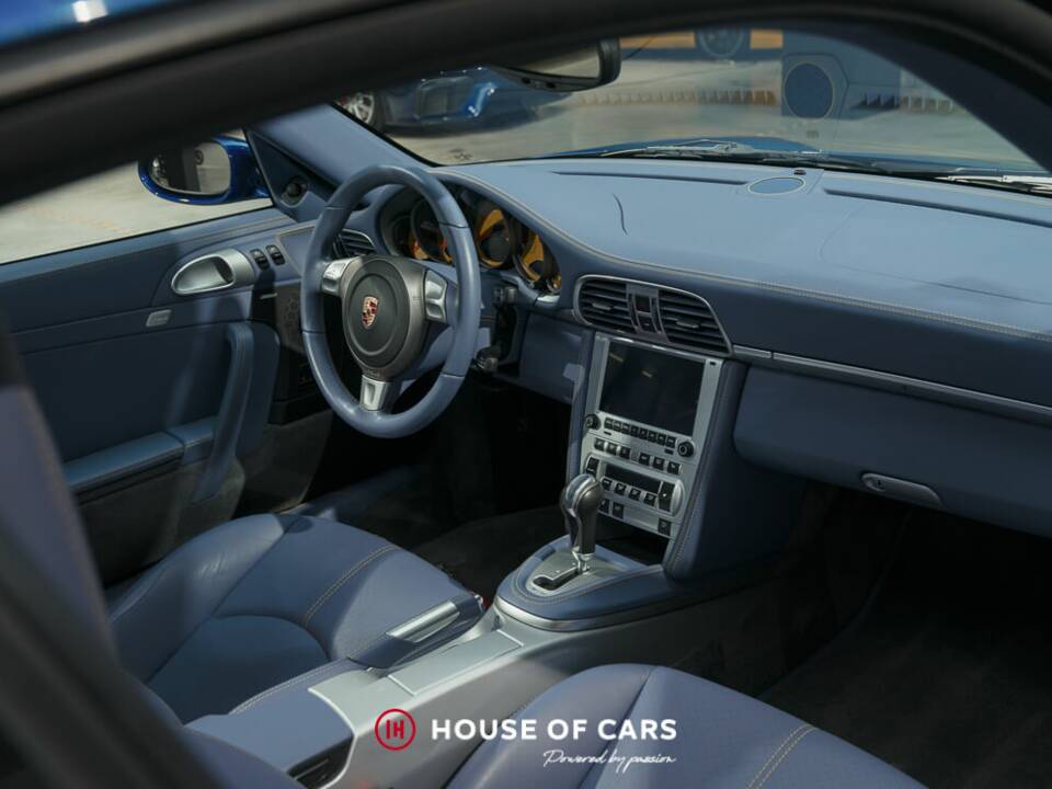 Bild 16/23 von Porsche 911 Carrera 4S (2006)