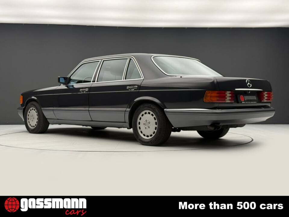 Image 8/15 of Mercedes-Benz 560 SEL (1991)