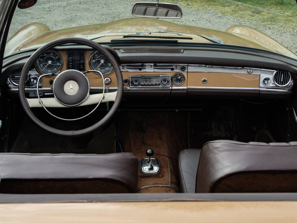 Bild 4/31 von Mercedes-Benz 230 SL (1966)