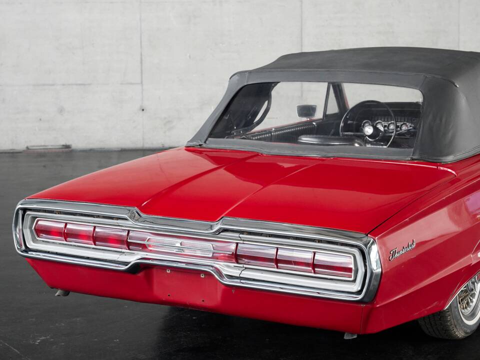 Bild 19/50 von Ford Thunderbird (1966)