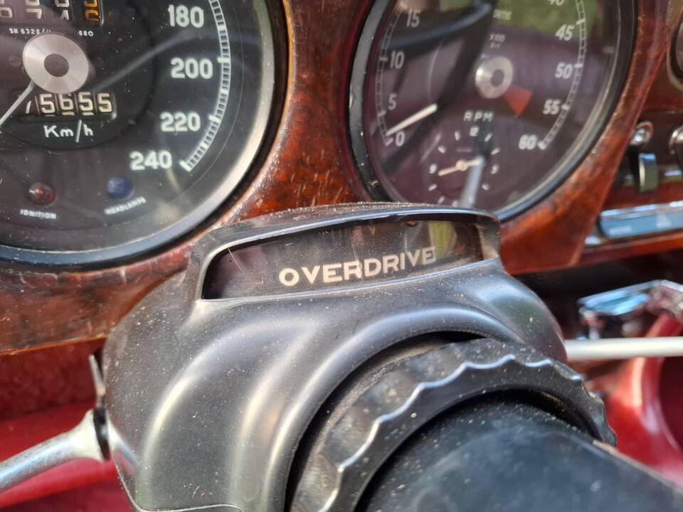 Image 26/68 de Jaguar Type S 3.4 (1964)