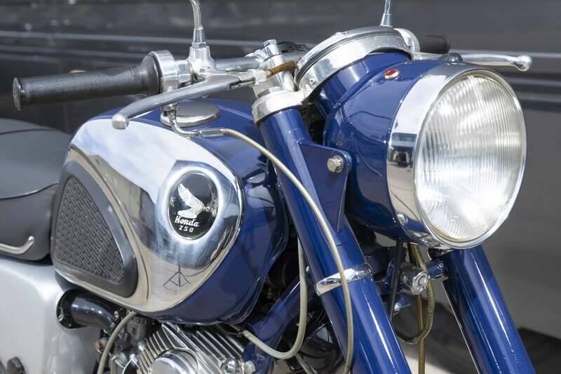 Image 12/39 of Honda CB 72 (1960)