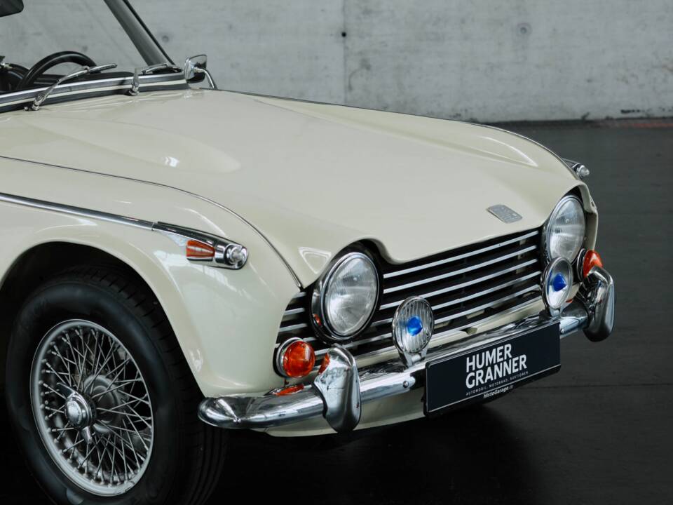 Bild 14/44 von Triumph TR 250 (1968)