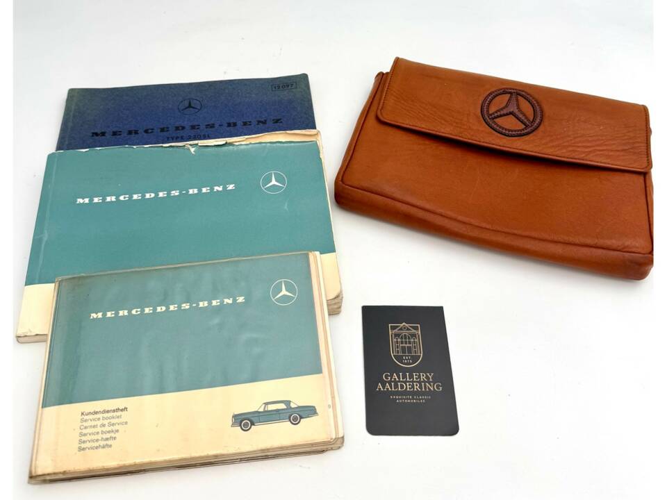 Bild 9/50 von Mercedes-Benz 230 SL (1967)