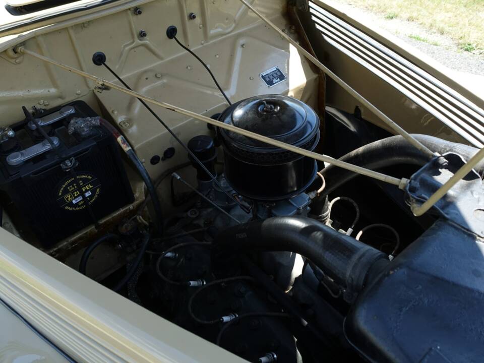 Immagine 39/44 di Ford V8 (1938)