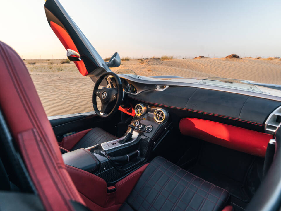 Image 3/45 de Mercedes-Benz SLR Stirling Moss (2009)