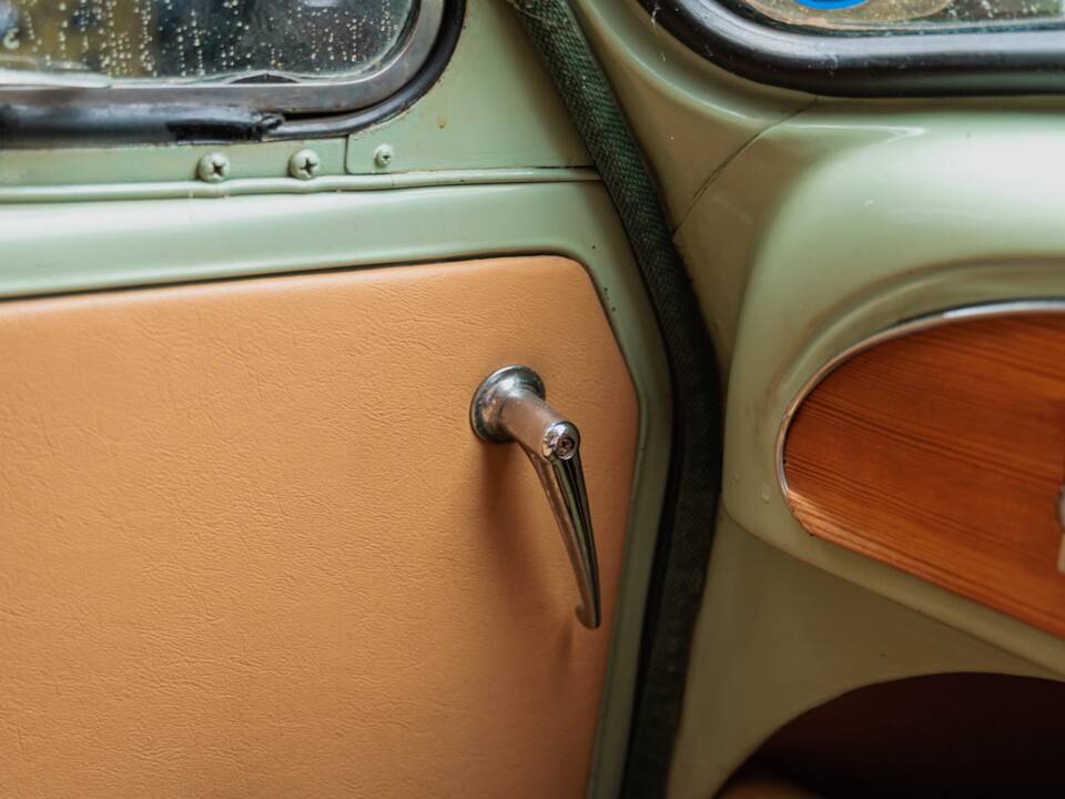 Image 19/29 of Morris Minor 1000 Tourer (1962)