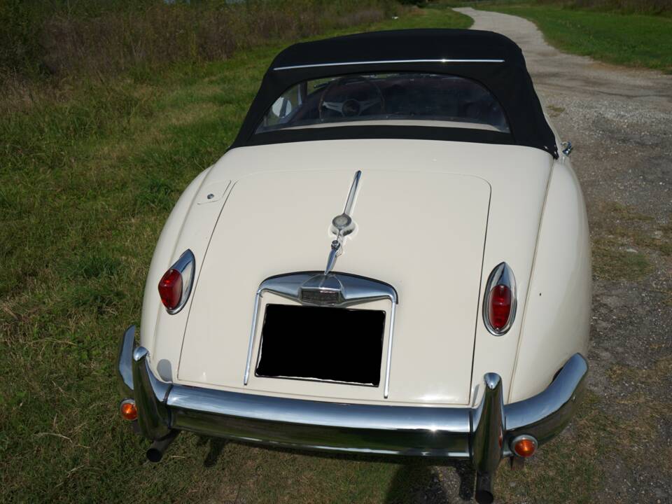 Afbeelding 9/58 van Jaguar XK 150 3.4 S OTS (1958)