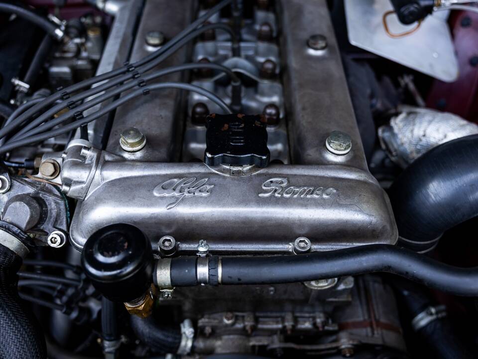 Bild 26/48 von Alfa Romeo Giulietta 2.0 (1981)