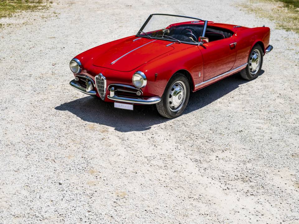 Image 4/46 of Alfa Romeo Giulietta Spider Veloce (1956)