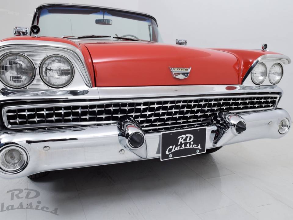 Image 10/32 of Ford Galaxie Sunliner (1959)