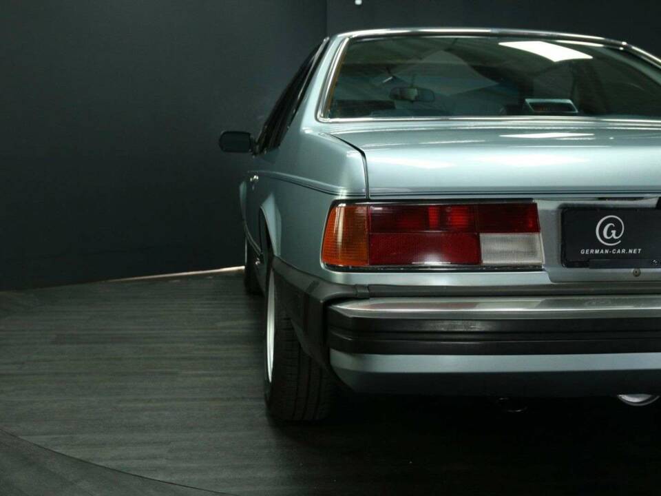 Bild 28/49 von BMW 633 CSi A (1980)