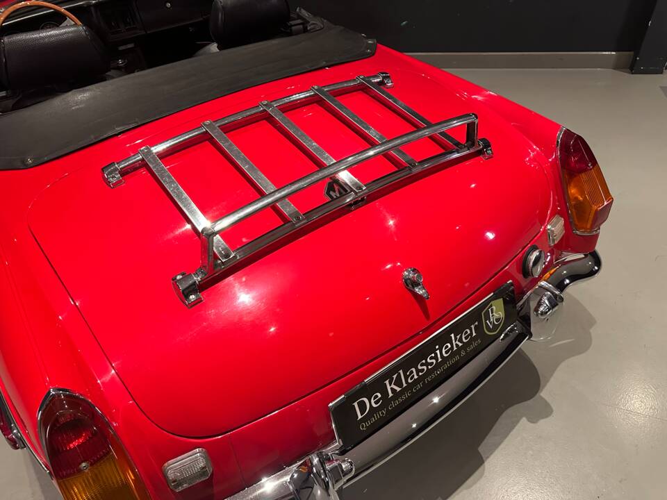 Imagen 22/49 de MG MGB (1977)