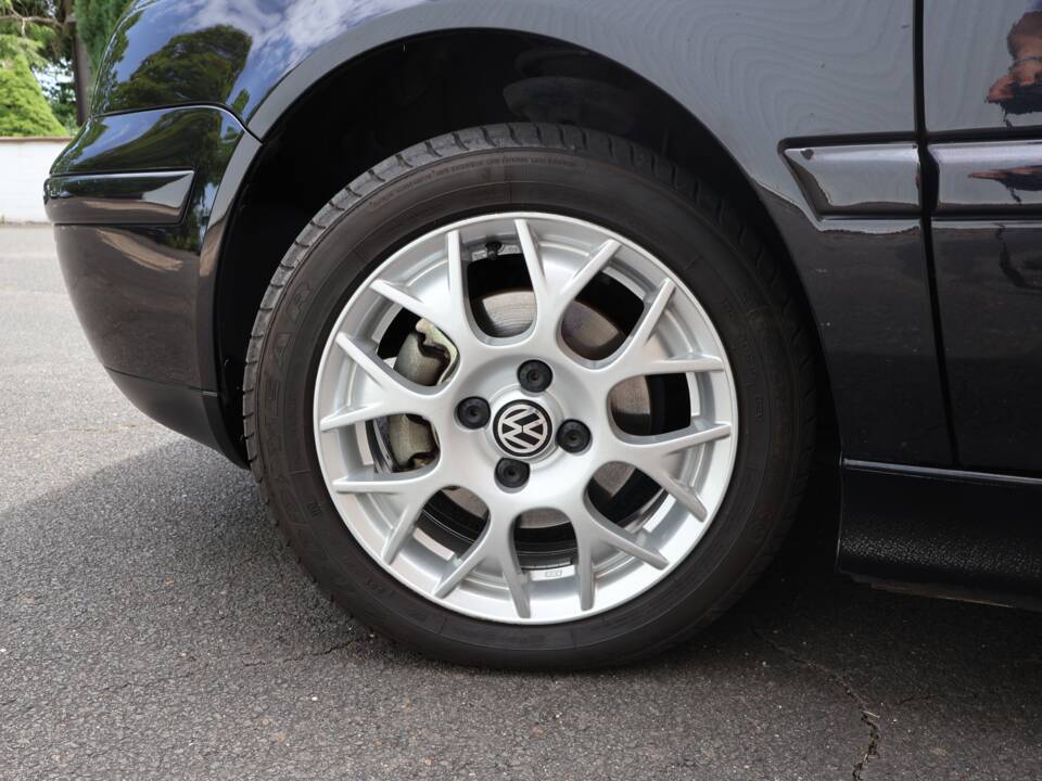 Bild 9/29 von Volkswagen Golf IV Cabrio 2.0 (2002)