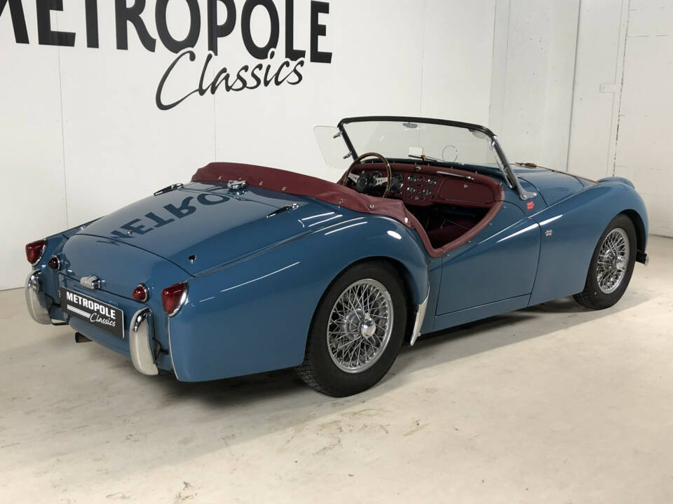 Image 6/31 of Triumph TR 3A (1957)