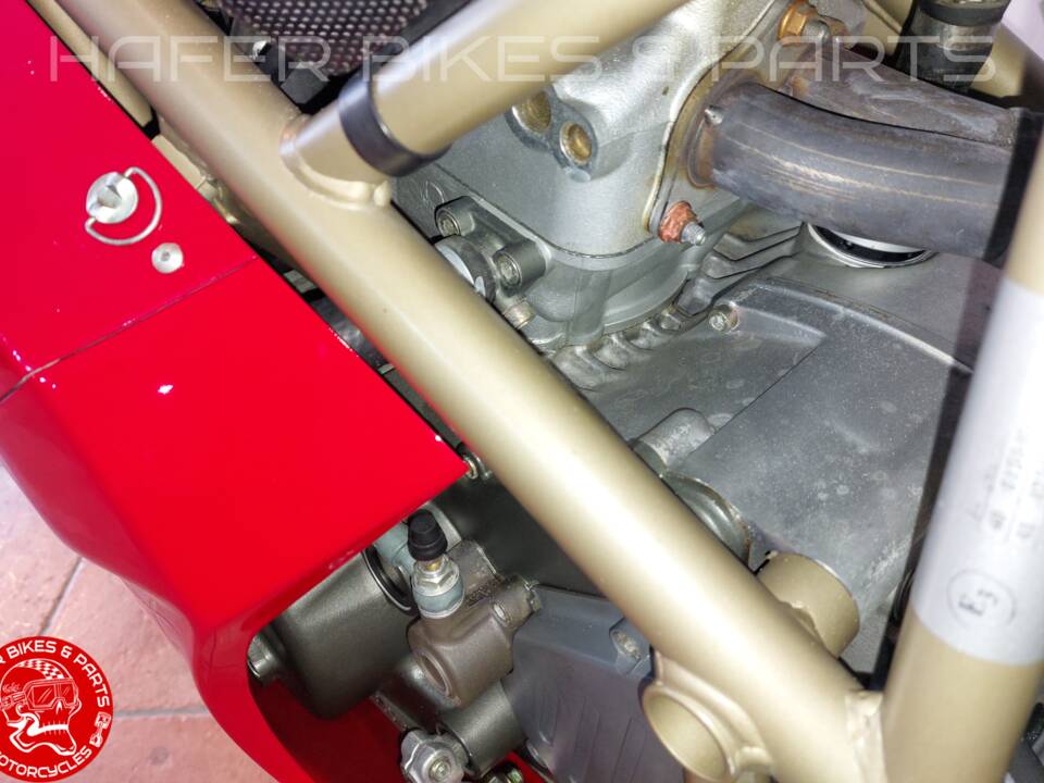 Imagen 32/35 de Ducati DUMMY (1996)