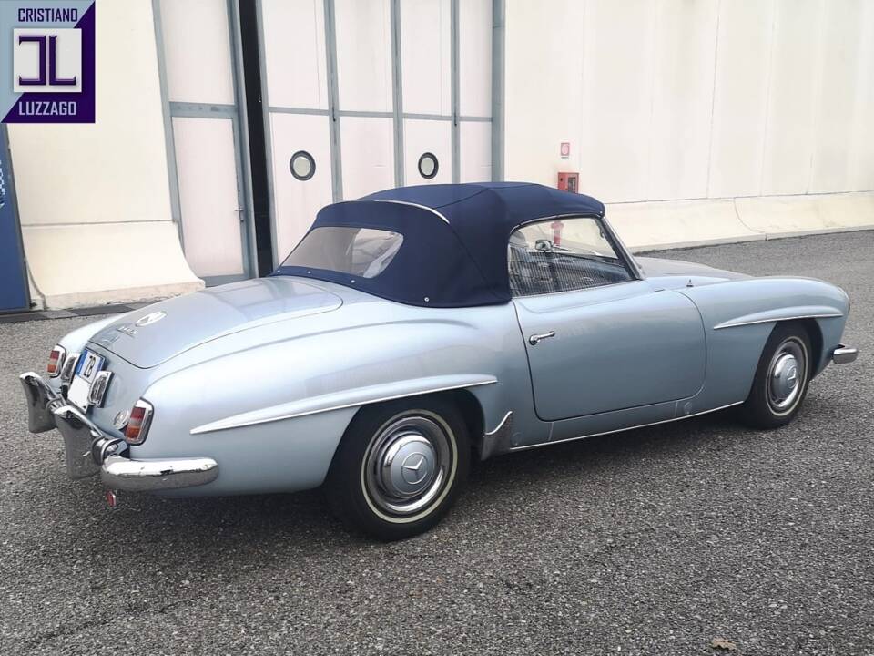 Image 24/42 of Mercedes-Benz 190 SL (1956)