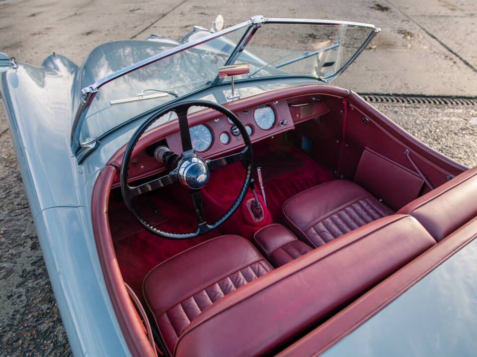 Imagen 19/30 de Jaguar XK 120 OTS (1951)