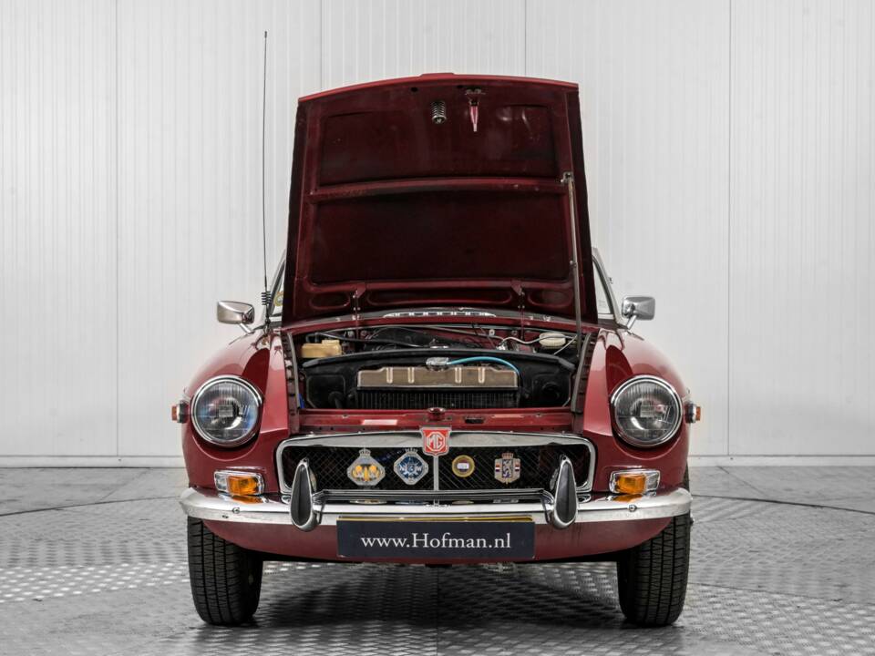 Bild 39/50 von MG MGB (1974)