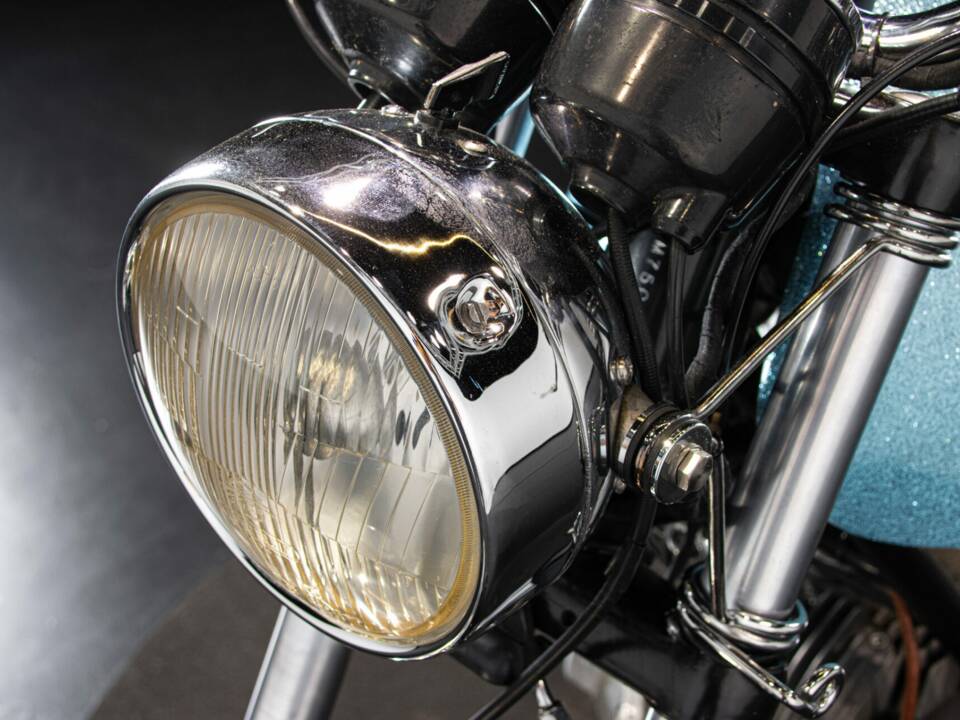 Image 39/50 of Ducati 750 GT (1972)