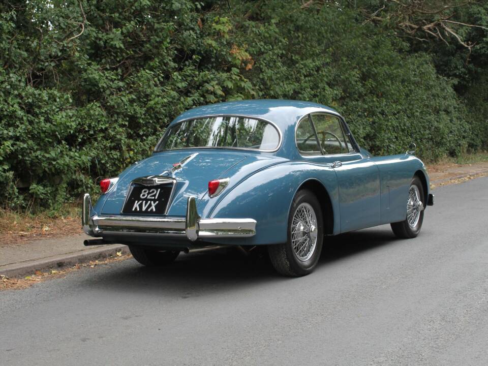Image 6/16 of Jaguar XK 150 FHC (1958)