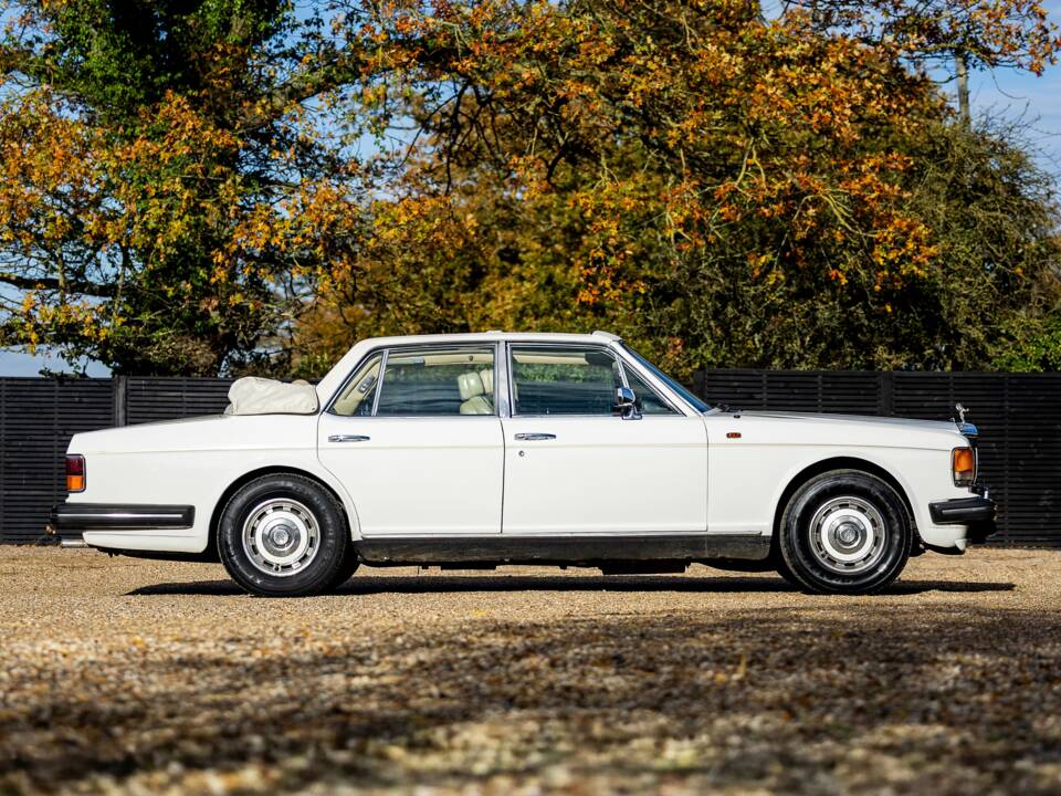 Immagine 2/38 di Rolls-Royce Silver Spirit (1983)
