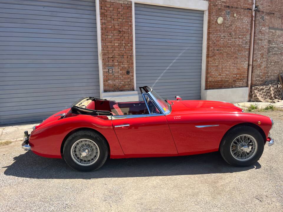 Imagen 8/19 de Austin-Healey 3000 Mk II (BJ7) (1964)