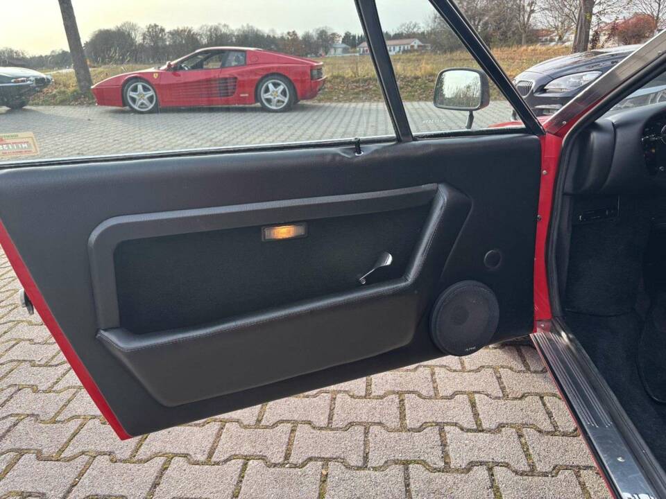 Bild 16/20 von Ferrari Dino 208 GT4 (1975)