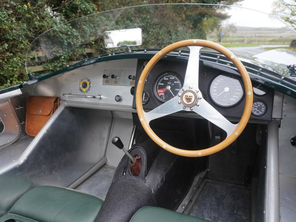 Bild 8/15 von Jaguar XK 120 C (C-Type) (1900)