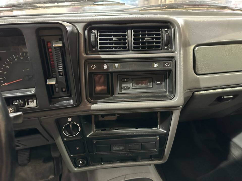 Bild 15/33 von Ford Sierra Cosworth (1987)