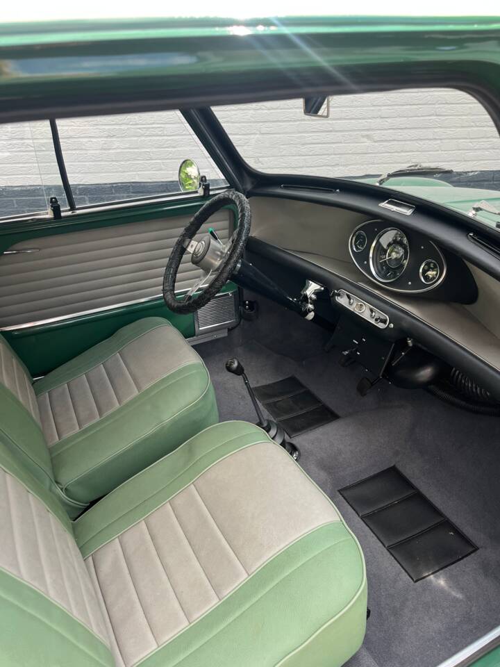 Image 16/19 of Austin Mini Cooper 998 MK1 (1965)