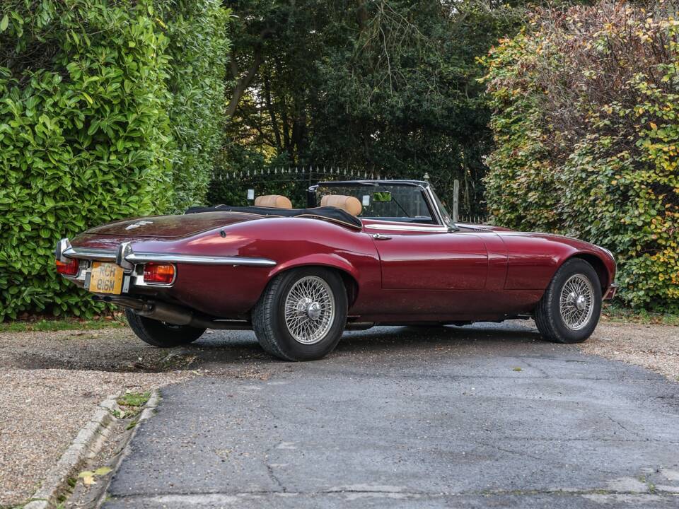 Bild 12/31 von Jaguar E-Type V12 (1974)